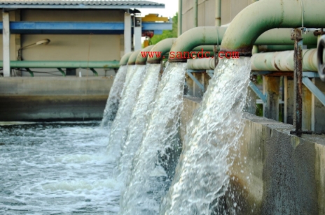 使用流量計對流經廢水分配系統的水量進行精確而連續的測量